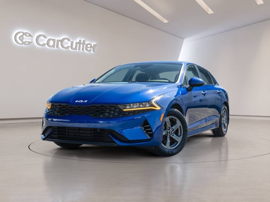 kia k5 carcutter car showroom
